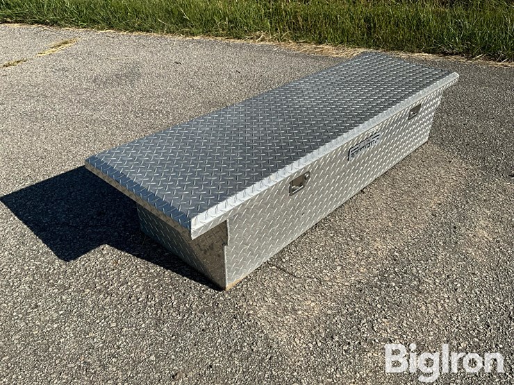 delta-champion-aluminum-pickup-toolbox-image-3