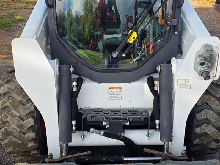 2018-bobcat-s550-image-36