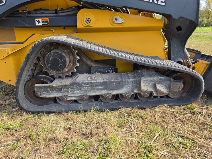 deere-333g-image-53