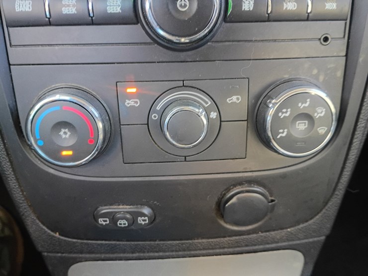 2011-chevrolet-hhr-image-37