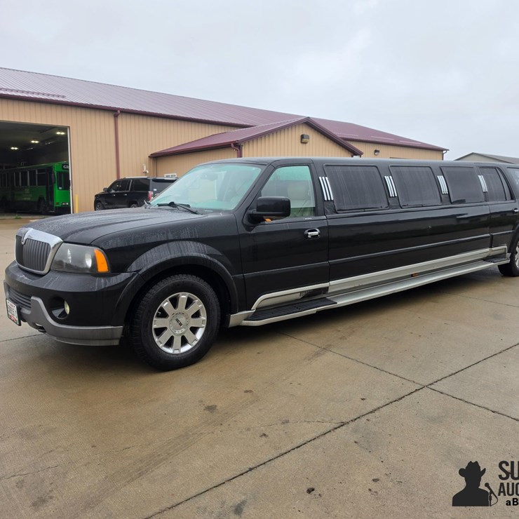 2004 LINCOLN NAVIGATOR