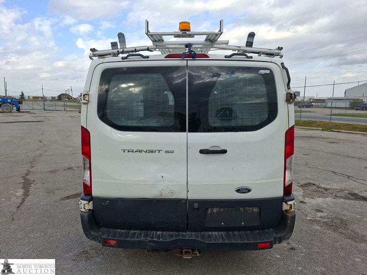 2016-ford-transit-image-6
