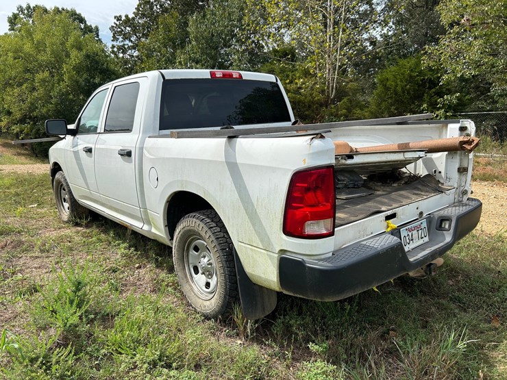 2014-dodge-1500-image-4