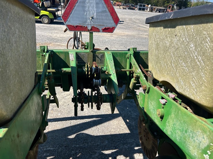 john-deere-7000-image-12