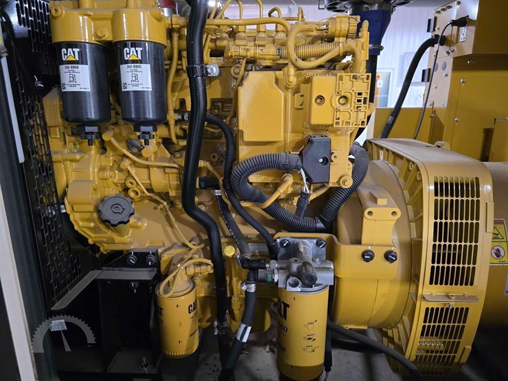 caterpillar-d100gc-image-12