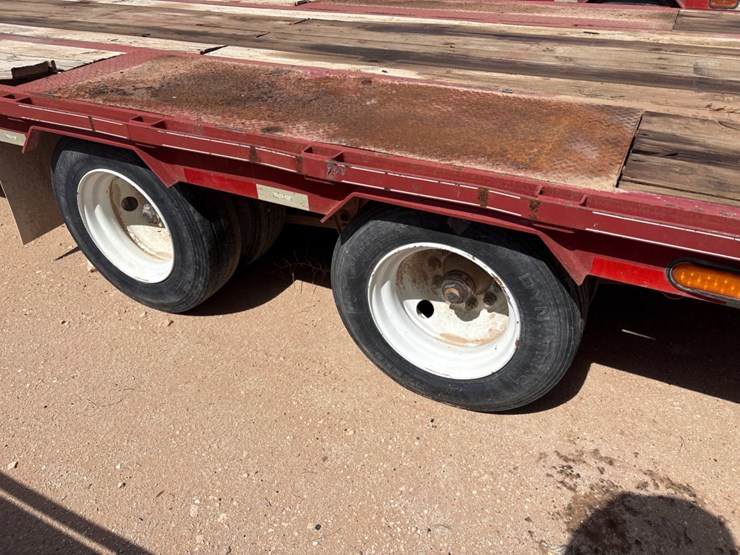 2014-top-hat-trailers-30’-x-102”-t/a-gooseneck-trailer-image-3