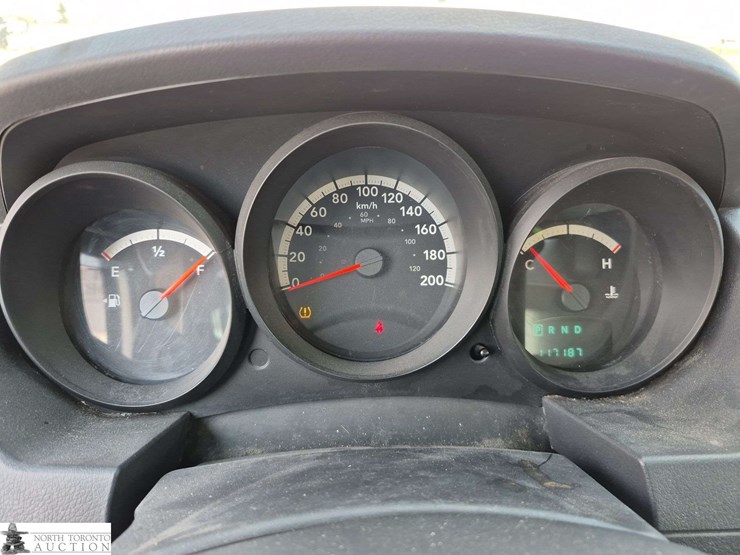 2010-dodge-grand-caravan-image-14