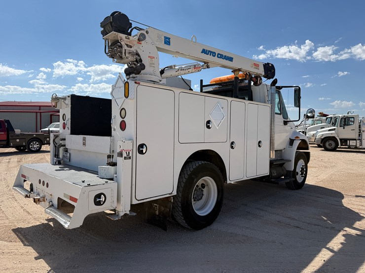 2010-international-durastar-4400-image-6
