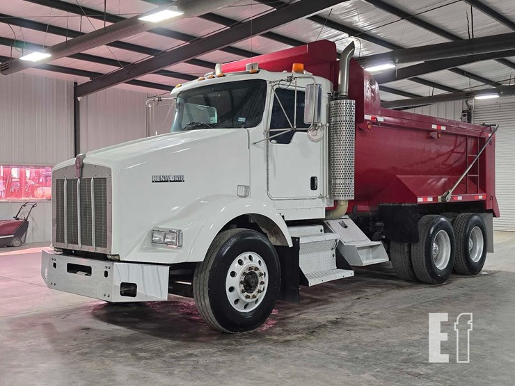 2004-kenworth-t800-image-1