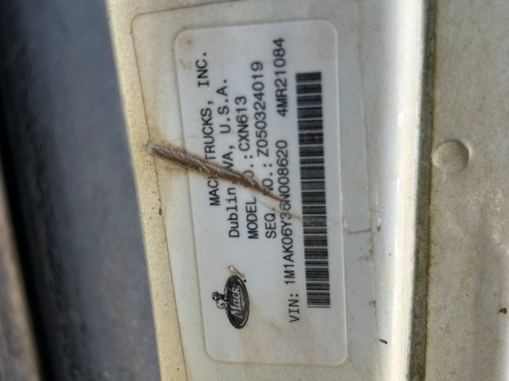 #10581-•-2006-mack-cxn613-daycab-s/a-truck-tractor-1m1ak06y36n008620-inv#10581-image-56