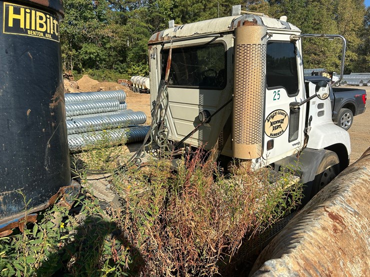 #10581-•-2006-mack-cxn613-daycab-s/a-truck-tractor-1m1ak06y36n008620-inv#10581-image-3