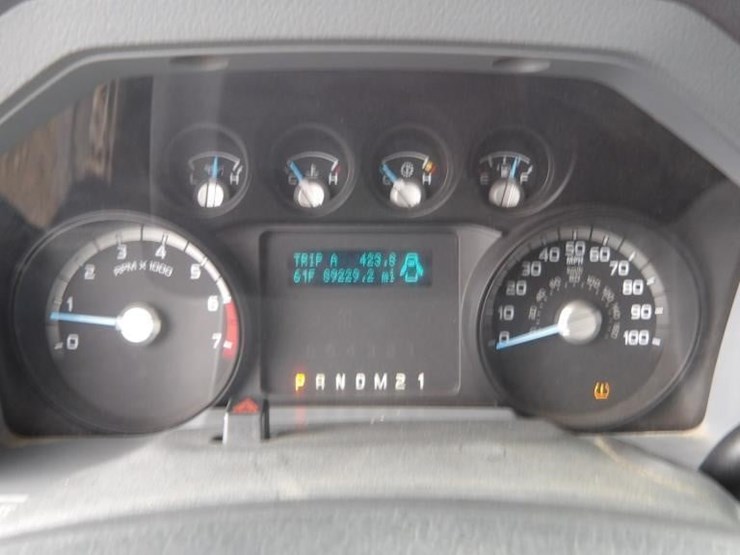 2011-ford-f350-image-15