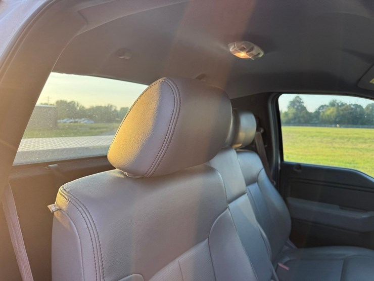 2014-ford-f150-xl-image-39