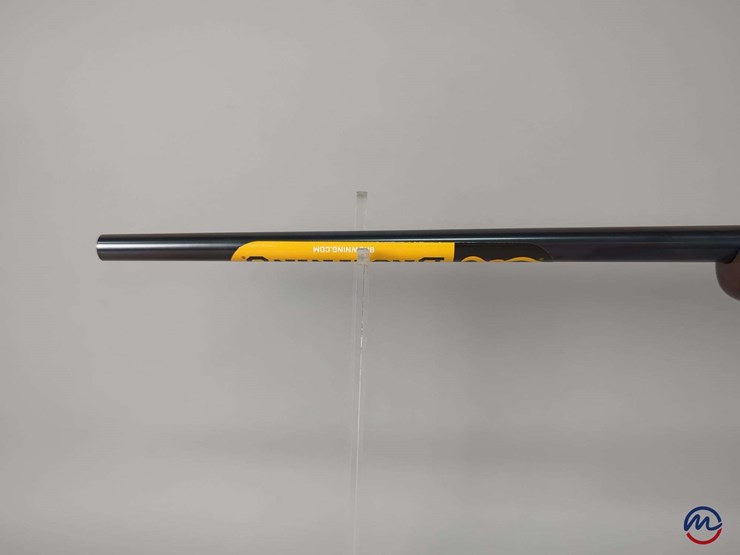 miroku/-browning-t-bolt-sporter-.22-lr-bolt-action-rifle-sn#-01306yv253,-manual,-in-original-box-image-3