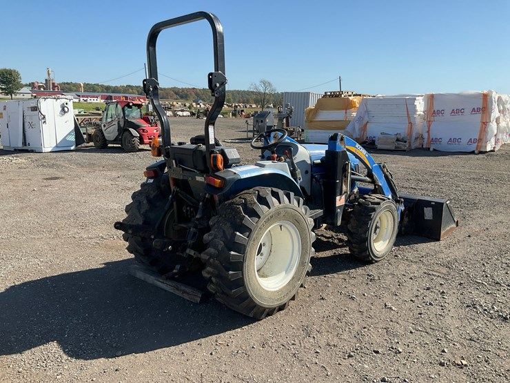 2010-new-holland-boomer-50-image-5