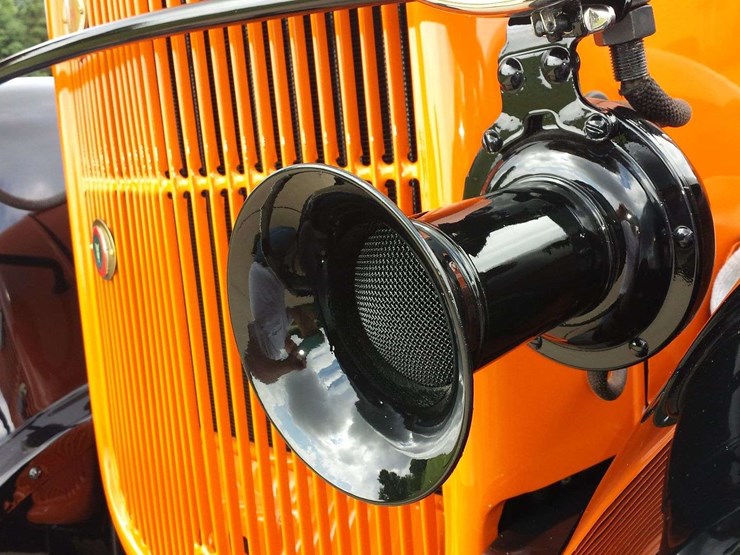 1933-ford-v8-roadster-pickup-image-183