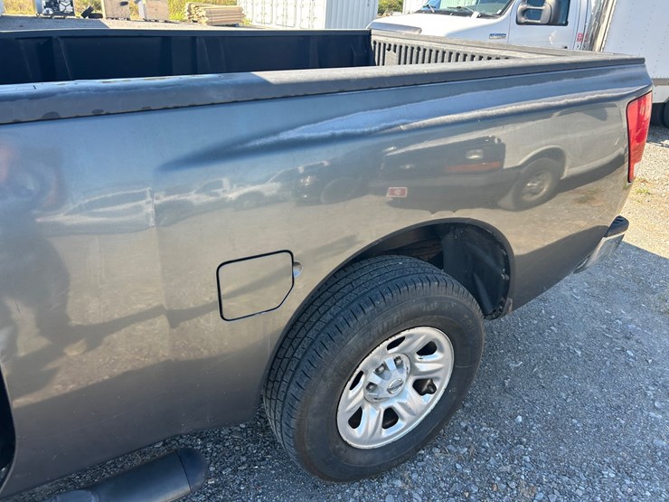 2005-nissan-titan-image-8