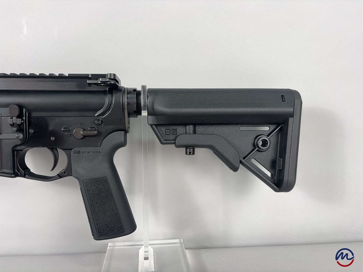 radical-firearms-rf-15-5.56mm-rifle-sn#-25-088585,-adjustable-stock,-manual,-in-original-box-image-5