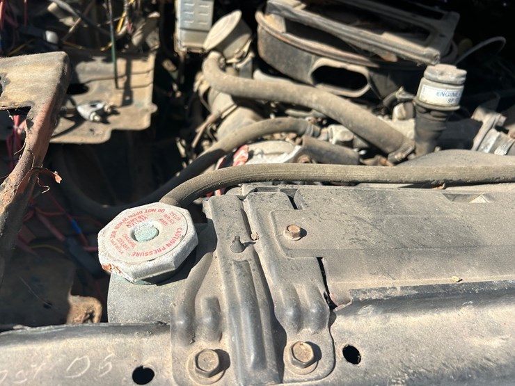 #10590-•-*inop-1985-chevrolet-d30-military-postal-unit-4x4-pickup-1gchd34jxff373404-inv#10590-image-34
