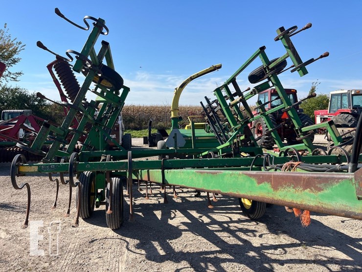 john-deere-960-image-1