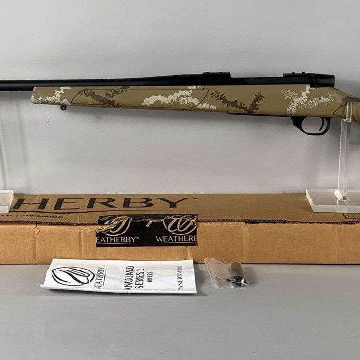 Japan Howa/ Weatherby Vanguard 7 PRC Bolt Action Rifle SN# VB386601, Manual, Flash Hider, In Original Box