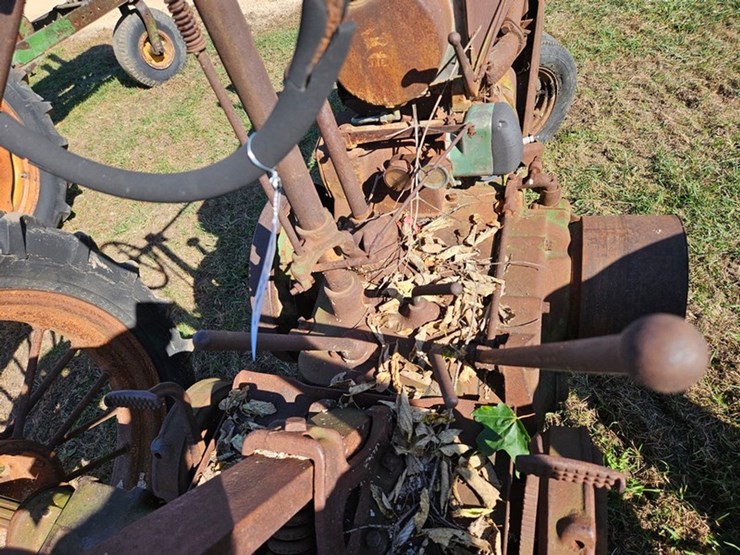 john-deere-model-b-image-26