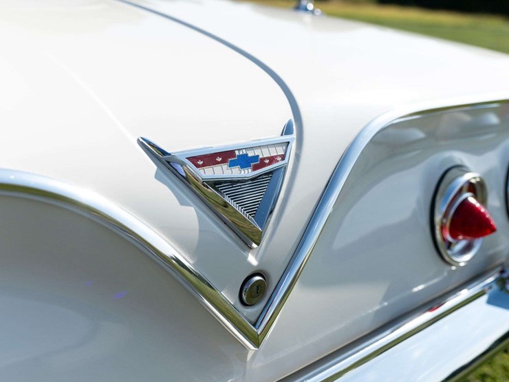 1961-chevrolet-impala-convertible-unrestored-original-image-25