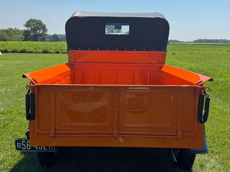 1933-ford-v8-roadster-pickup-image-108