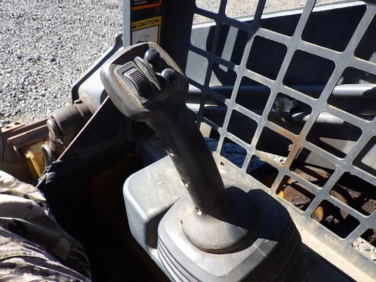 deere-318g-image-36