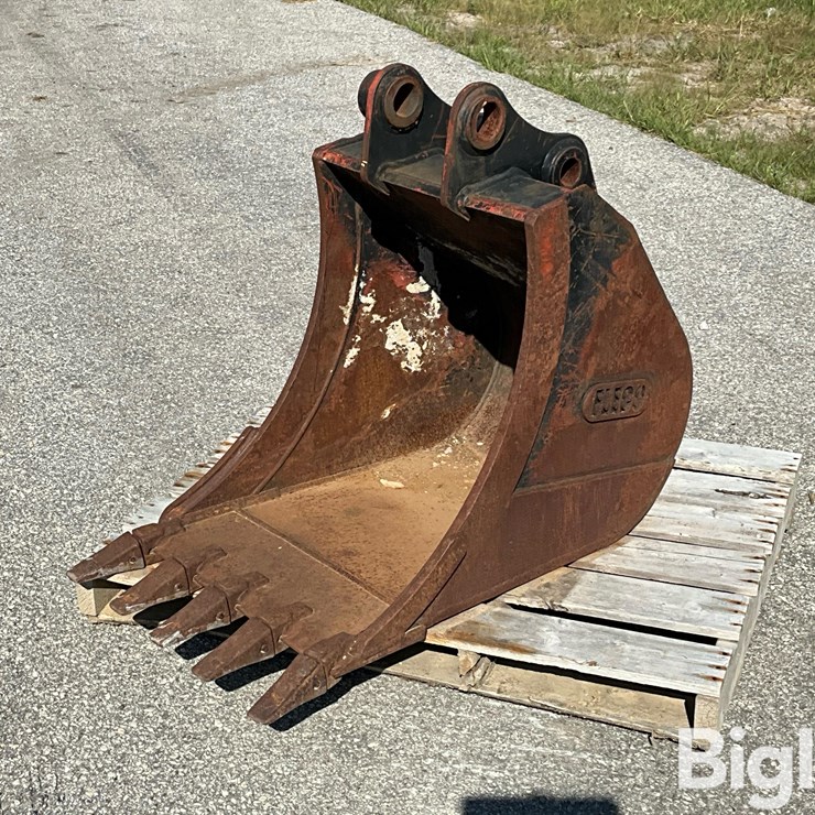 2020 Fleco SY60 24” Toothed Mini Excavator Bucket