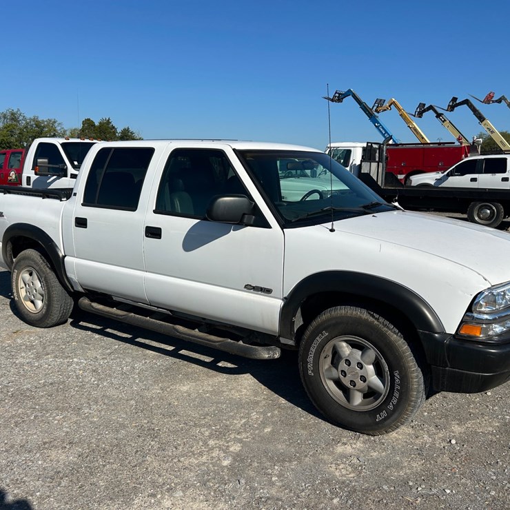2003 CHEVROLET S10