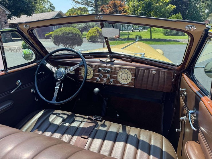 1937-cadillac-series-60-five-passenger-touring-sedan-image-23