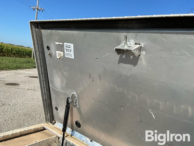 delta-champion-aluminum-pickup-toolbox-image-13