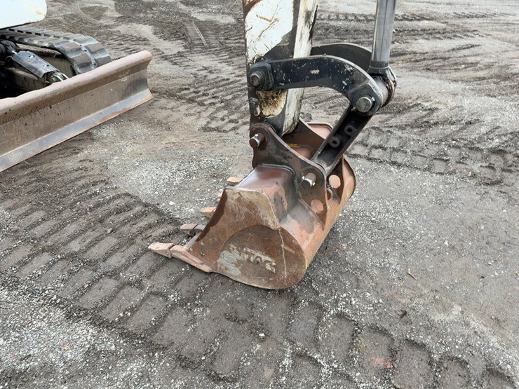 2005-bobcat-442-image-8
