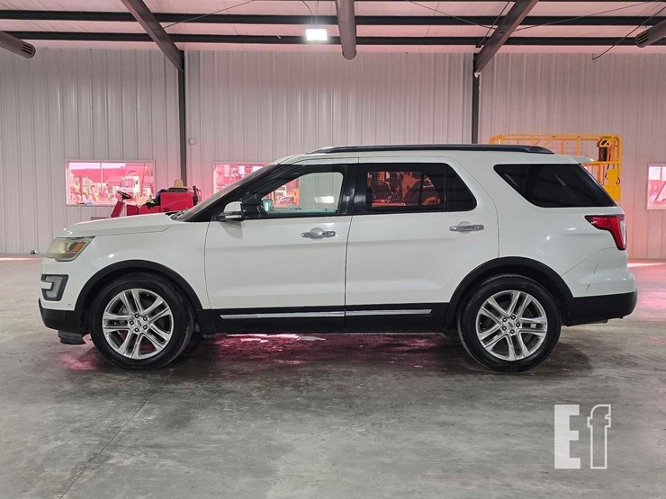 2016-ford-explorer-limited-image-5
