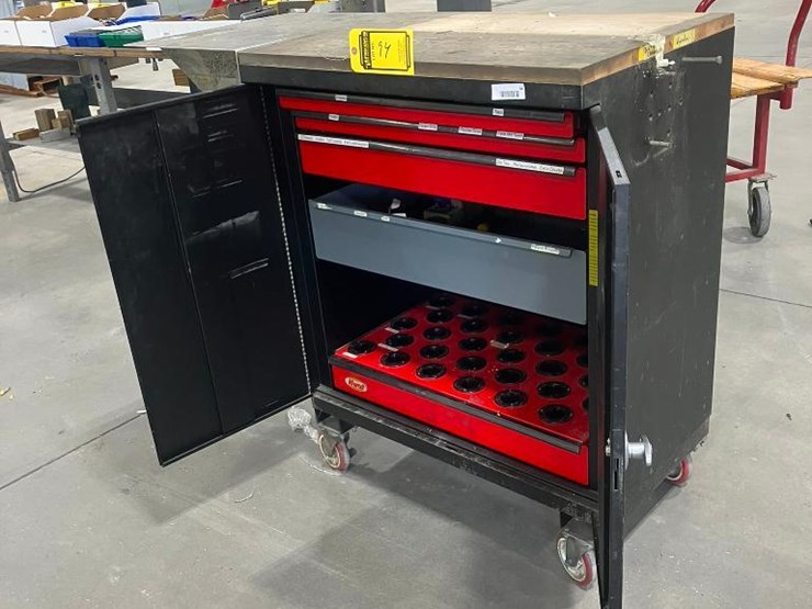 huot-portable-tool-cabinet-(no-contents)-image-3