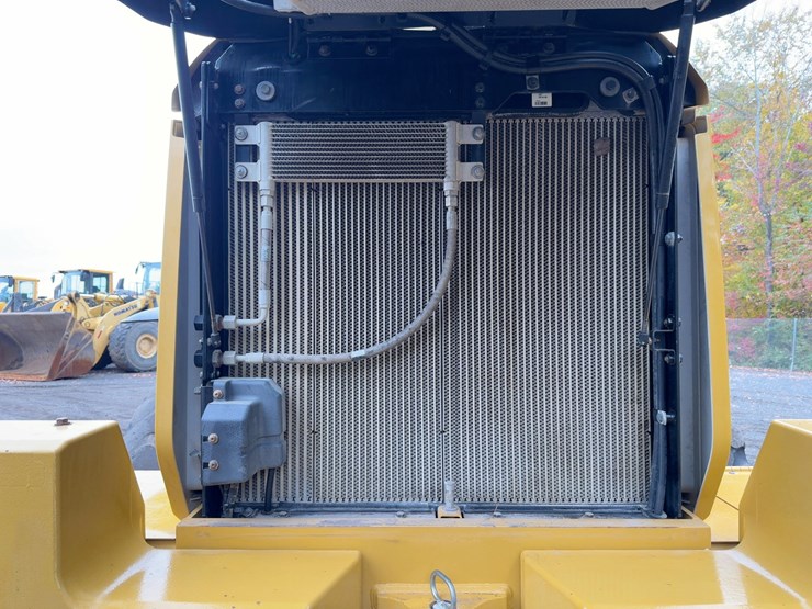 2020-caterpillar-938m-image-19