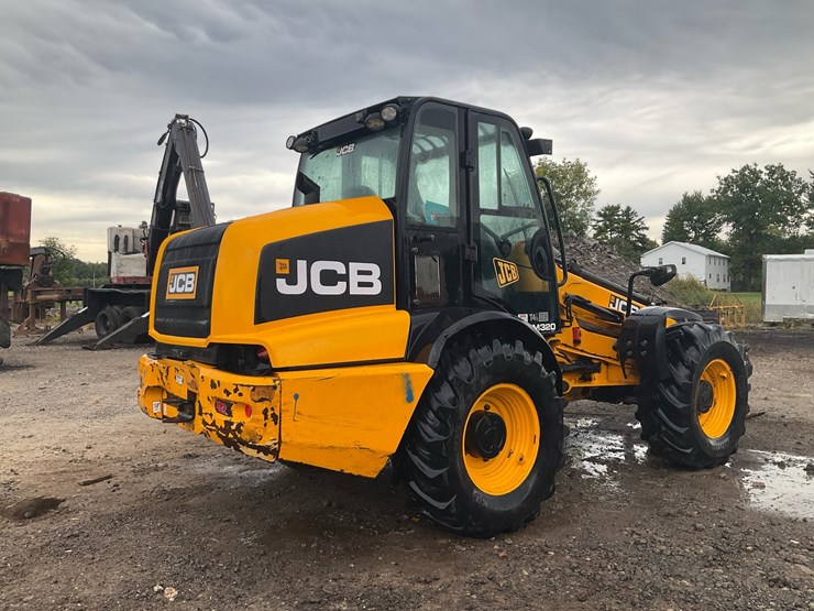 2013-jcb-tm320-image-5