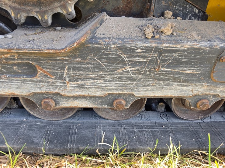 deere-333g-image-58