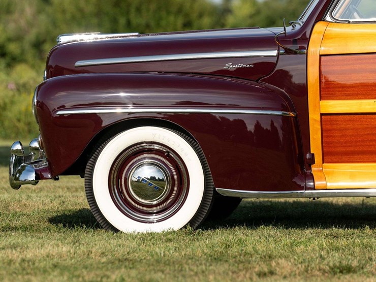 1947-ford-super-deluxe-sportsman-image-13
