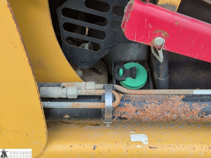 2007-caterpillar-267b-image-21