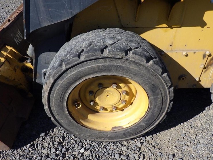 deere-318g-image-10