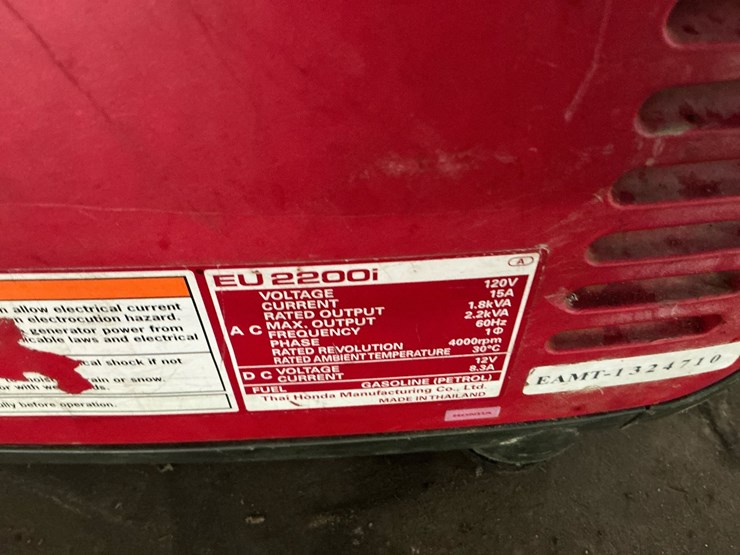 honda-eu2200i-image-8