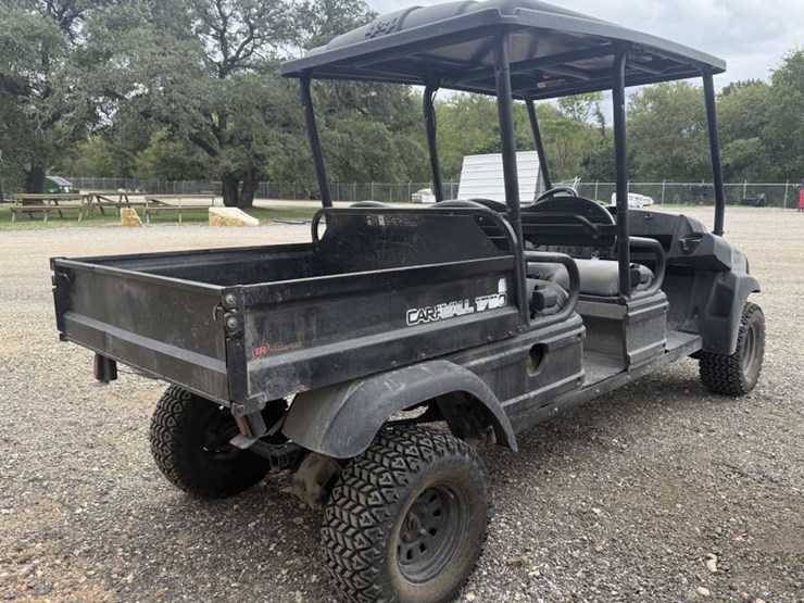 club-car-carryall-1700-image-4