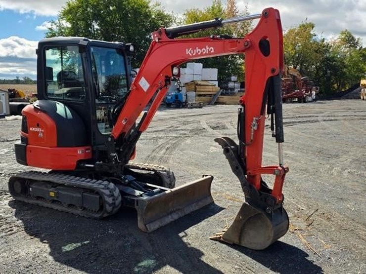2025-kubota-kx033-4-image-2