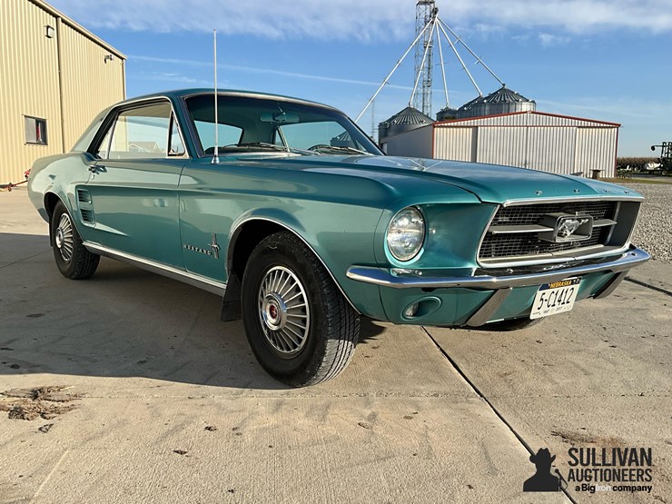 1967-ford-mustang-2-door-coupe-image-3