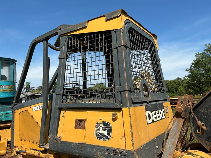deere-650j-lt-image-28
