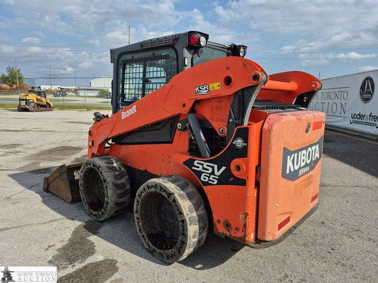 2018-kubota-ssv65-image-7