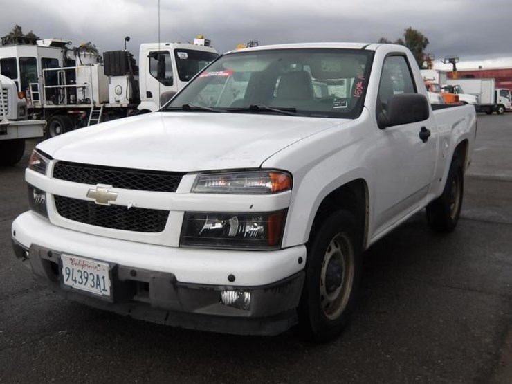 2011-chevrolet-colorado-image-2
