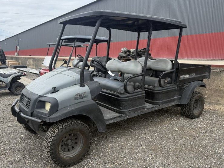 club-car-carryall-1700-image-1